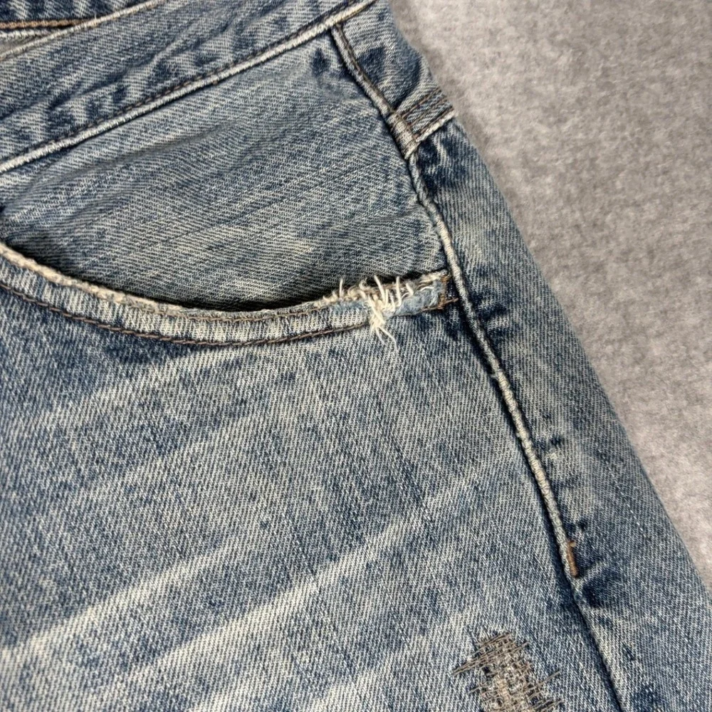 American Eagle Outfitters repairs done